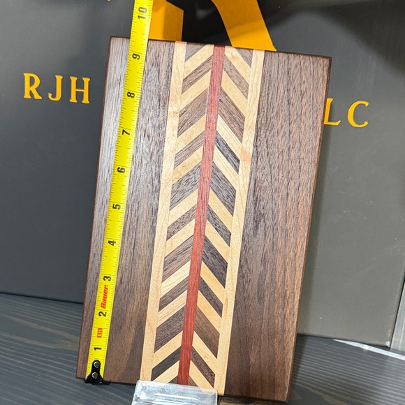 Cutting Board - Handcrafted! - Picture 6 of 6